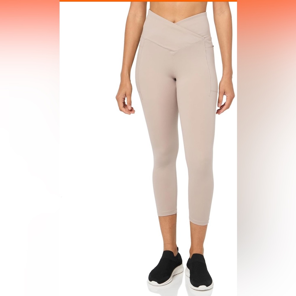 Danskin ENDURANCE CROP AGAVE GREEN Legging
